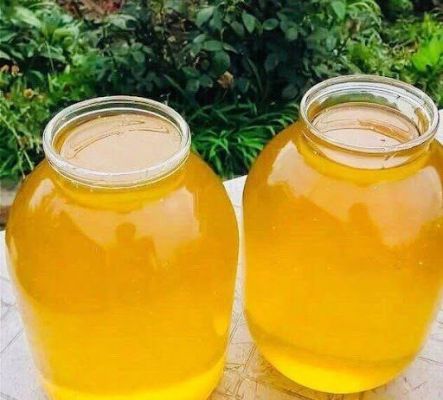 Продам свежий мёд со своей пасеки, урожай 2023 года. Разнотравье. Цена договорная.