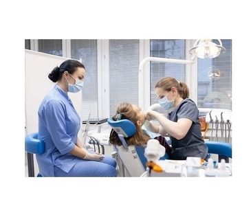 В нашей стоматологии работают высококлассные специалисты. <br /> Мы предоставляем полный спектр стом