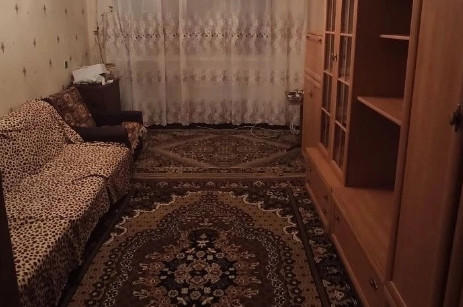 к материалу изображение Сдам 2х комн кв.50 лет октября д13 1/5эт рядом 9 школа, бойлер, холодильник, стиральная машинка автомат