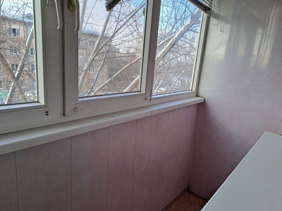 2 комнатная, 46,4м², 4/4эт., ул.Чапаева (окна выходят на ул. Советскую), <br /> Отличный вид из окна