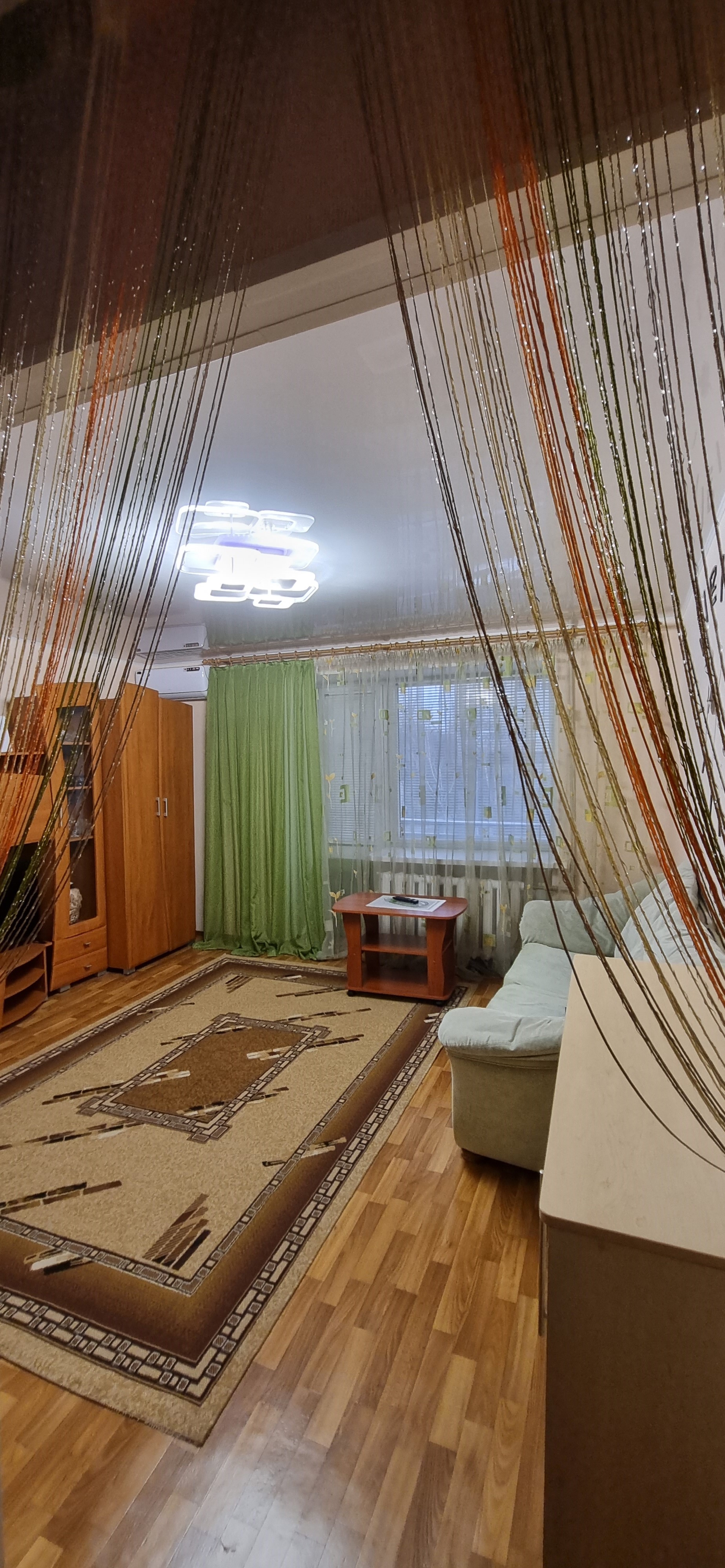изображение,скриншот № 3 к Посуточно 1 комнатная квартира в самом центре Луганска.