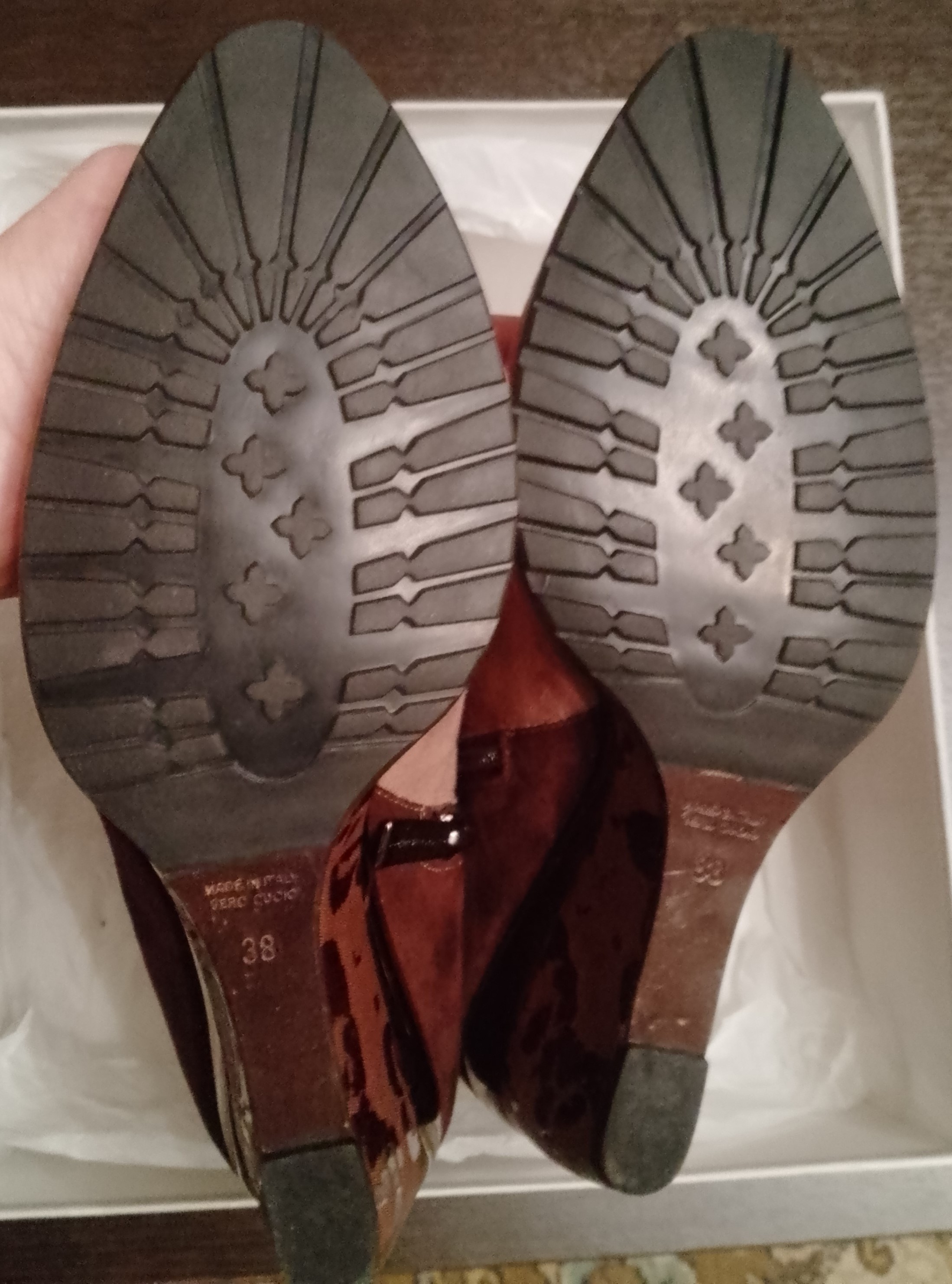 изображение,скриншот № 2 к Продаются женские полусапожки