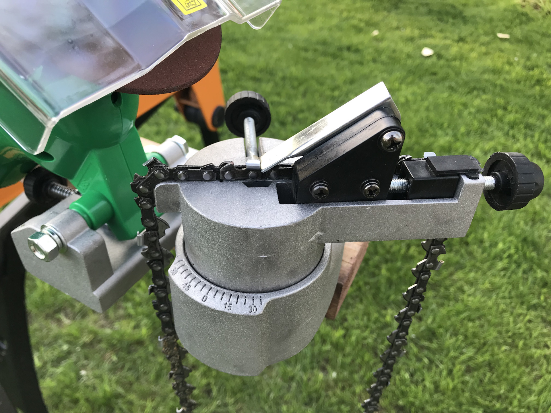 Прелогаем заточить цепь бинзо - электро пилы, мини пилы, сучкорезов, бытовых ножей, тяпок топоров. З