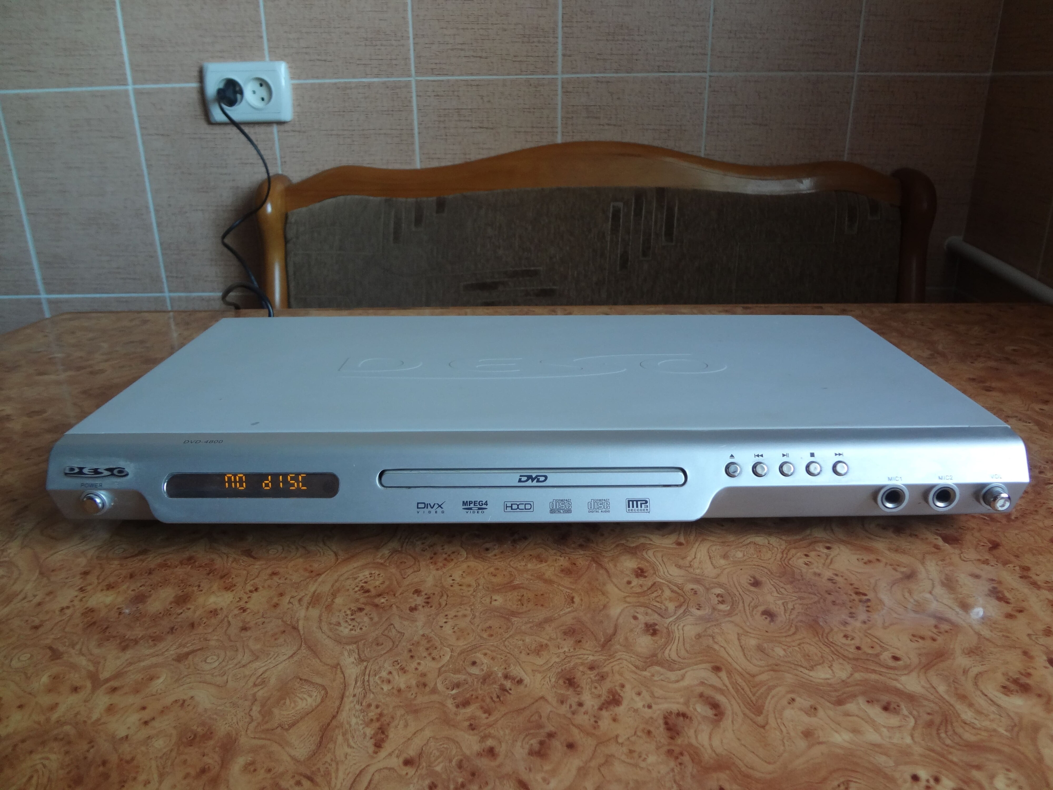 к материалу изображение DVD проигрыватель Deso 4800