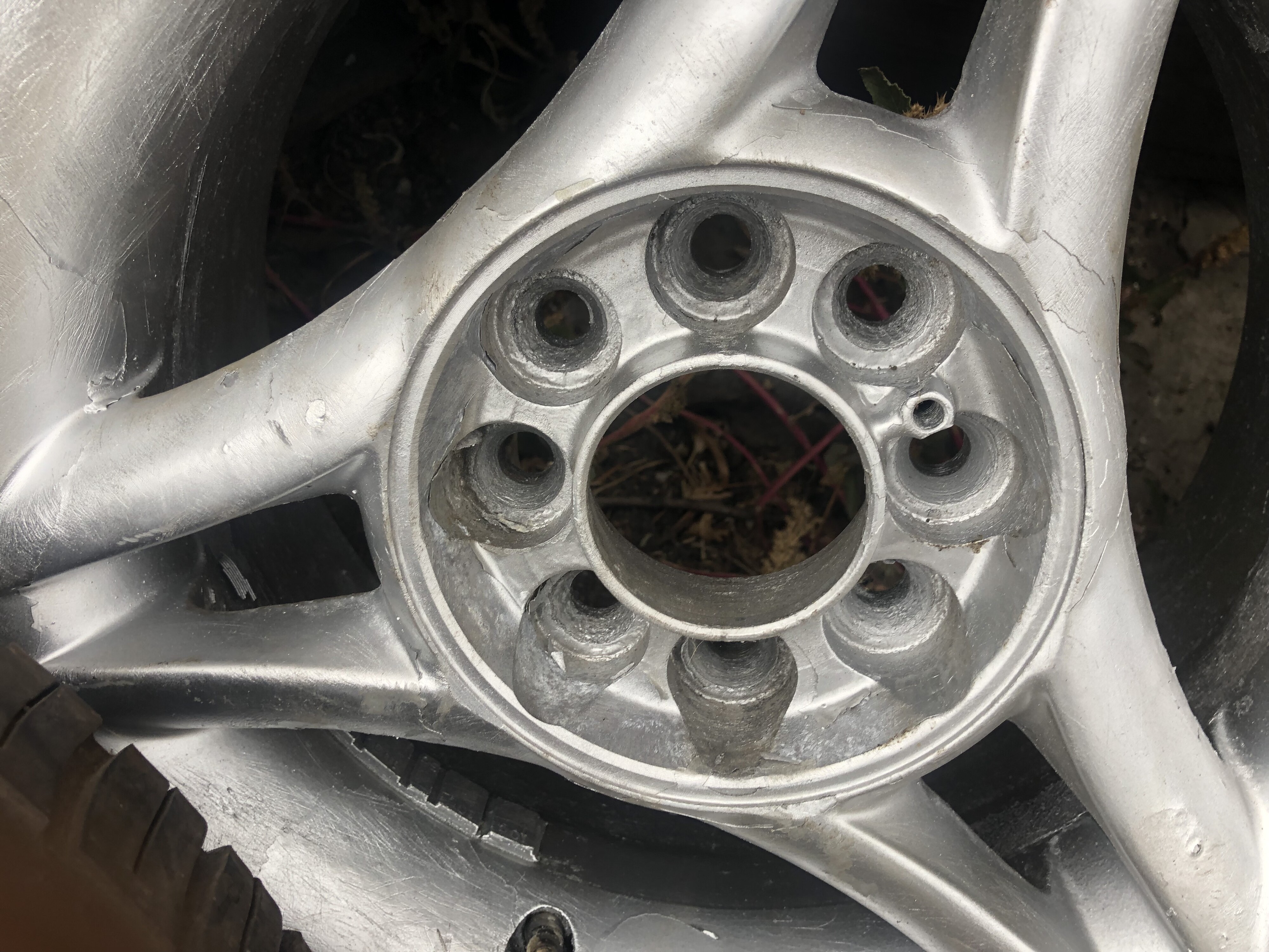 изображение,скриншот № 2 к Литые диски r13 с резиной 175/70