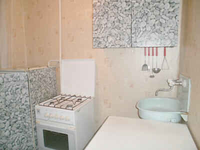 изображение,скриншот № 4 к Дёшево и без залога сдам на востоке Луганска 1 ком. кв-ру ул.30лет Победы- район кинотеатра Мир.