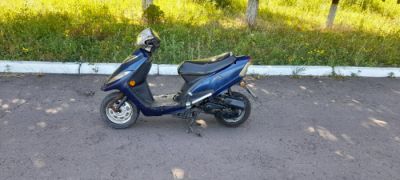 Продам скутер на ходу с документами по электронной части всё работает.цена 17т рублей г Свердловск. 